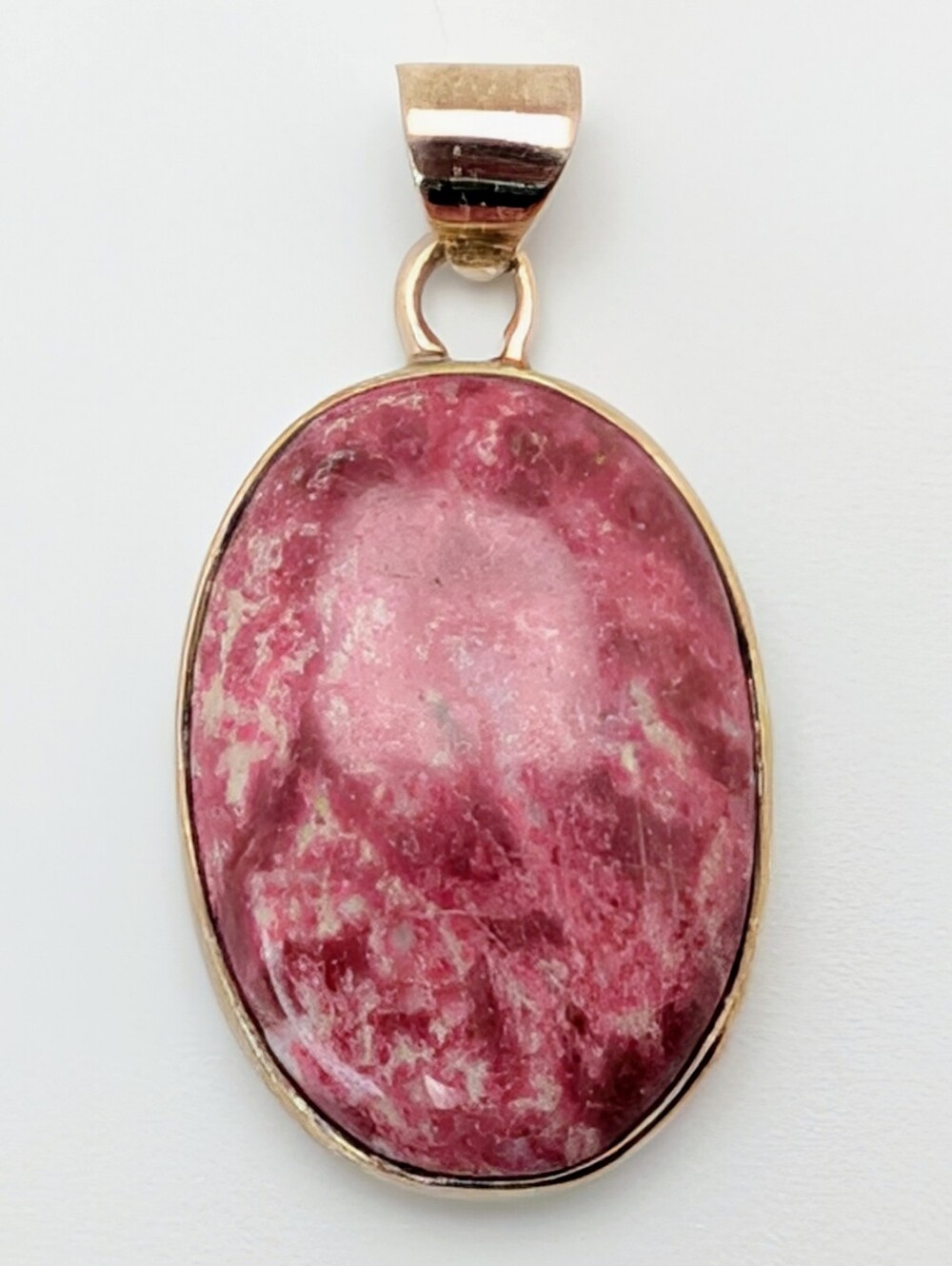 Thulite S925 Sterling Silver Gemstone Oval Pendant